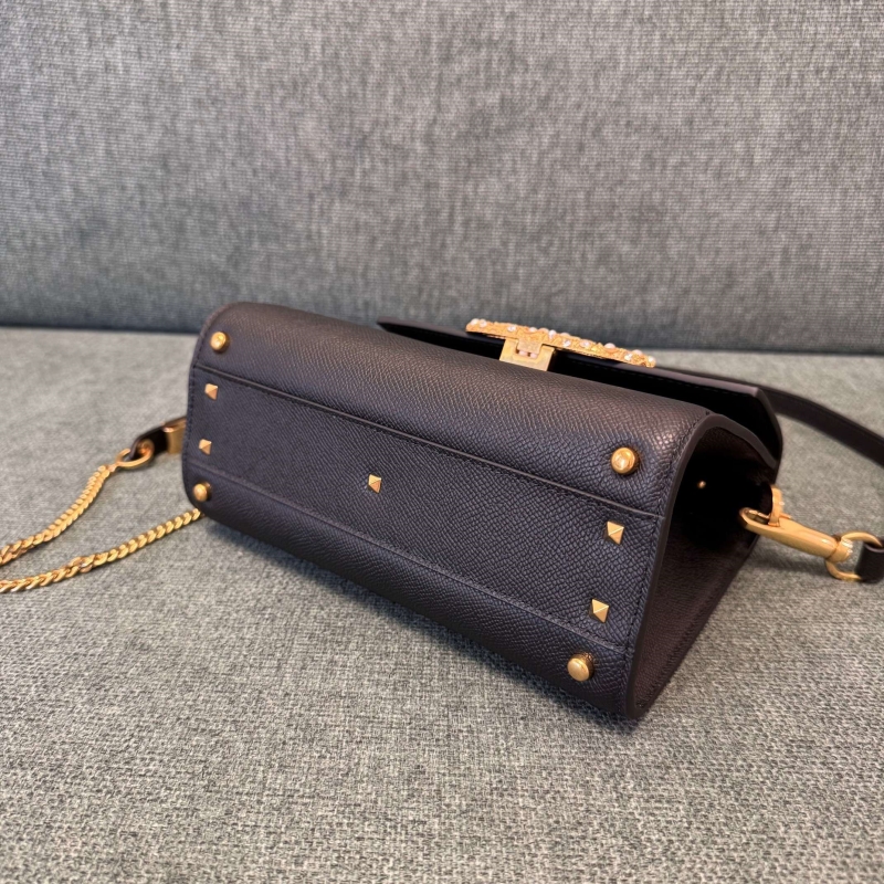 Va1e*ntin0 top handle bag